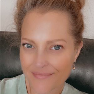 Meet your Posher, Cori